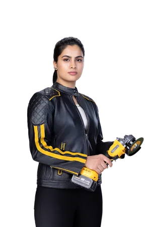 Manu Bhaker with a Tomahawk tool